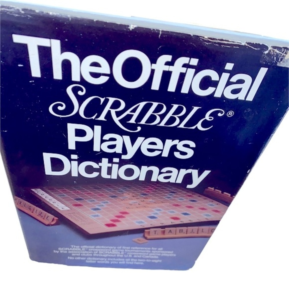 The official scrabble players dictionary large vintage  book